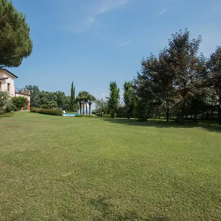 Daller Bianca By Wonderful Italy * Soiano Del Lago